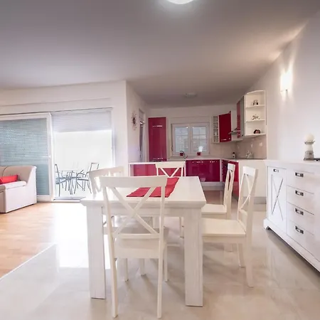 Sandrina Apartamento