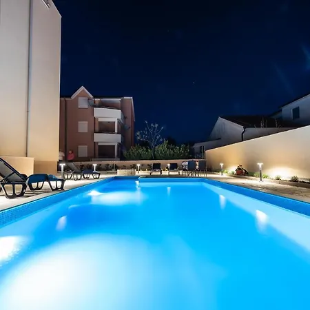 Sandrina Apartment Vrsi